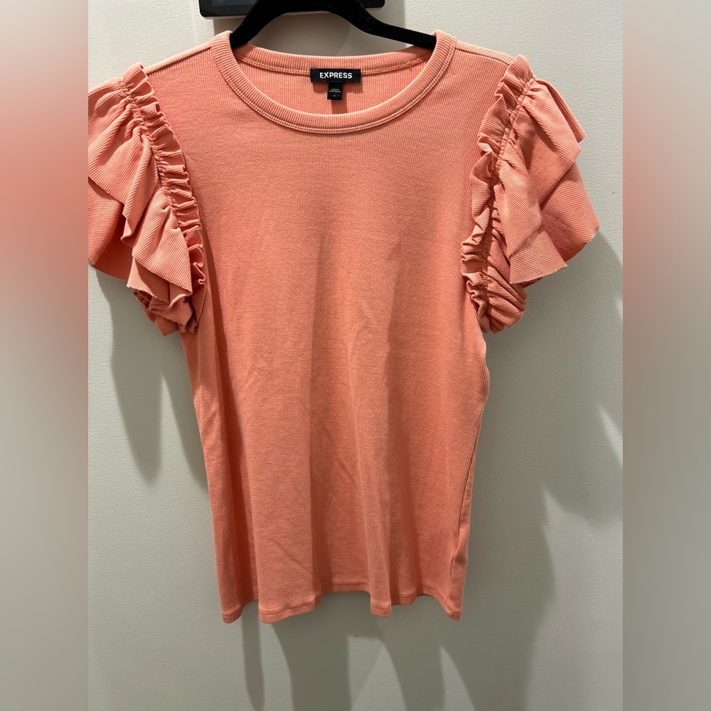 Peach top from Express in Large
